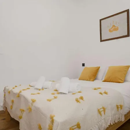 Apartment Neuf Skis Aux Pieds, 4 Pers, Moriond, Balcon, Parking, Wifi - Fr-1-631-131